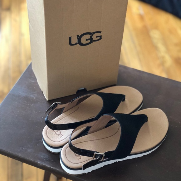UGG Shoes - UGG W ALESSIA SANDAL SZ 10